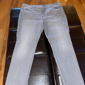 Plus size super skinny jeans